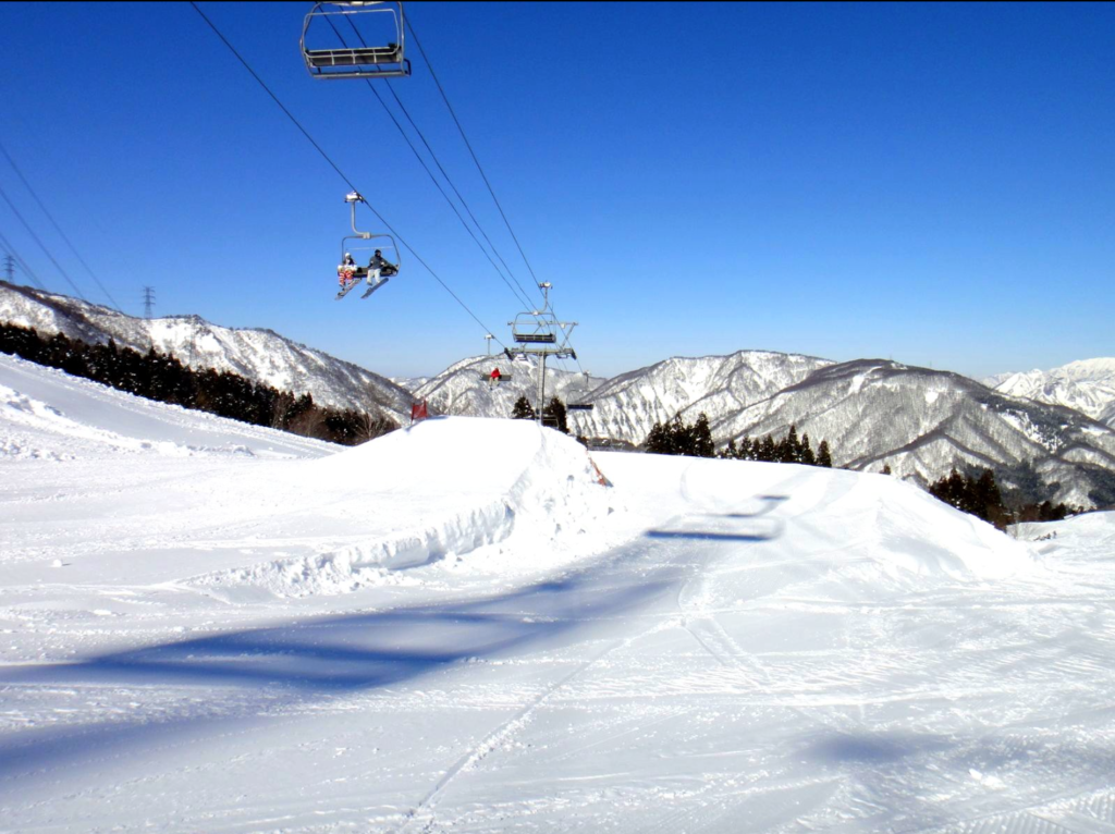 新潟県おすすめスノボー＆スキー場！人気ランキングBEST10